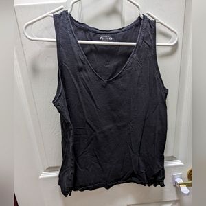 Old Navy Everywhere Sleeveless V Neck